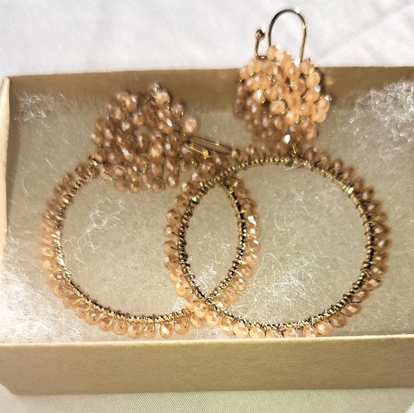 Marcel Women's Earrings Round Sparkly Peach Gold tone Costume Jewelry Nwot - Picture 6 of 12